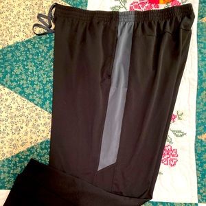 Men’s athletic pants